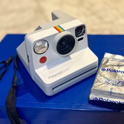 Polaroid Instant Camera White + Film