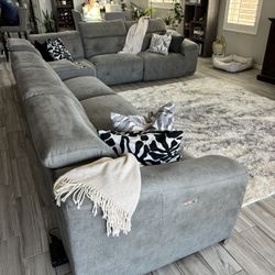Gray Sectional With Power Recliners & Console 