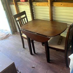 Table An 2 Chair Be In Storage For Long Time 