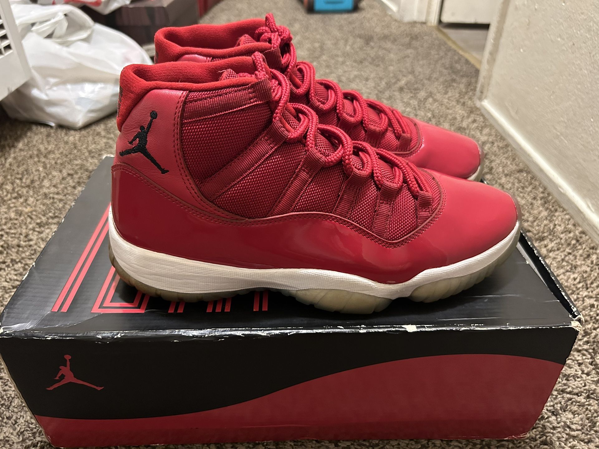 Jordan 11s  Size 10.5