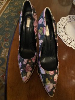 Gorgeous  Schurz Heels 