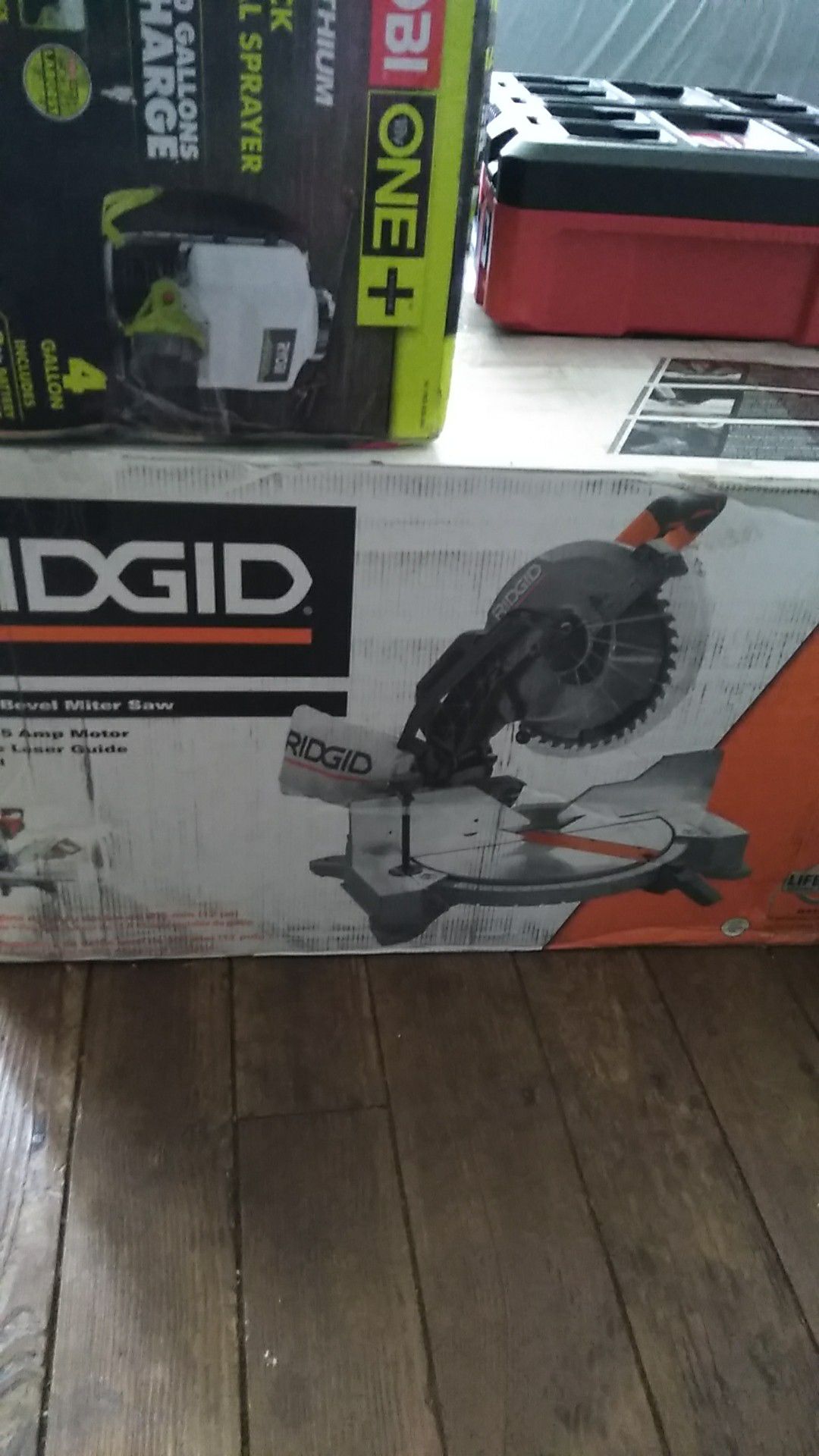 Ridgid 15 Amp Corded 12 in. Dual Bevel Miter Saw with Adjustable Laser Guide, Carbide Tipped Blade, and Dust Bag. Bnib $150