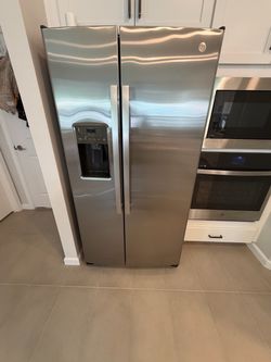 GE Stainless Steel Refrigerator