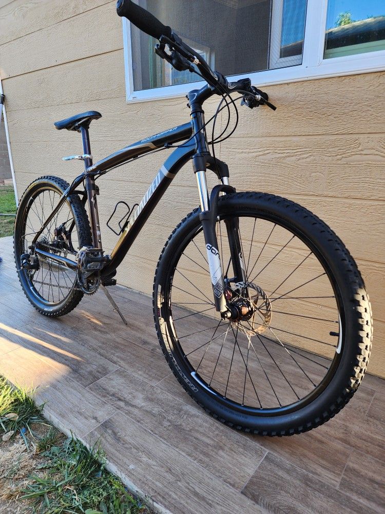 SPECIALIZED ROCKHOPPER EXPERT DUAL DISC | MOUNTAIN BIKE