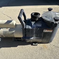 1.5 HP Pool Pump 