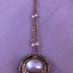 Vintage Pearl Locket Gold Necklace