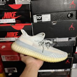 Adidas Yeezy 350 Cloud size 11 USED But Clean