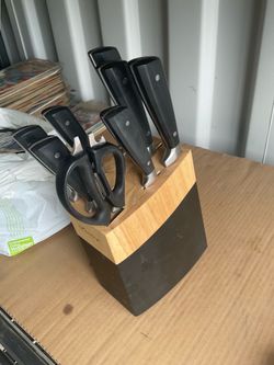 2 Different set of Kitchen Knives $30 each set