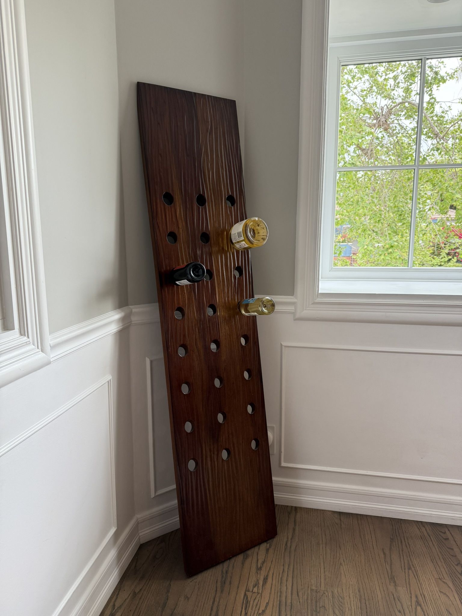 24-Bottle Wine Display Rack