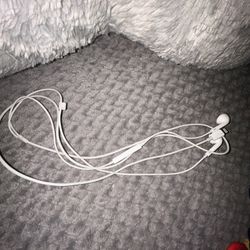 wired headphones apple 