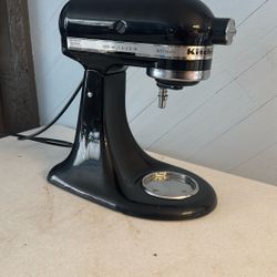 KitchenAid Artisan Mini Stand Mixer. ( Mixer Only, No Attachments)