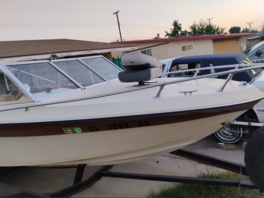 Boat. For Sale