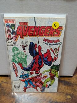 Marvel The Avengers #236 Comic Book