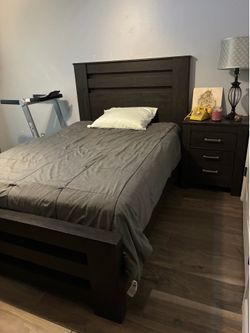 Full Bed with Dresser and Night Stand