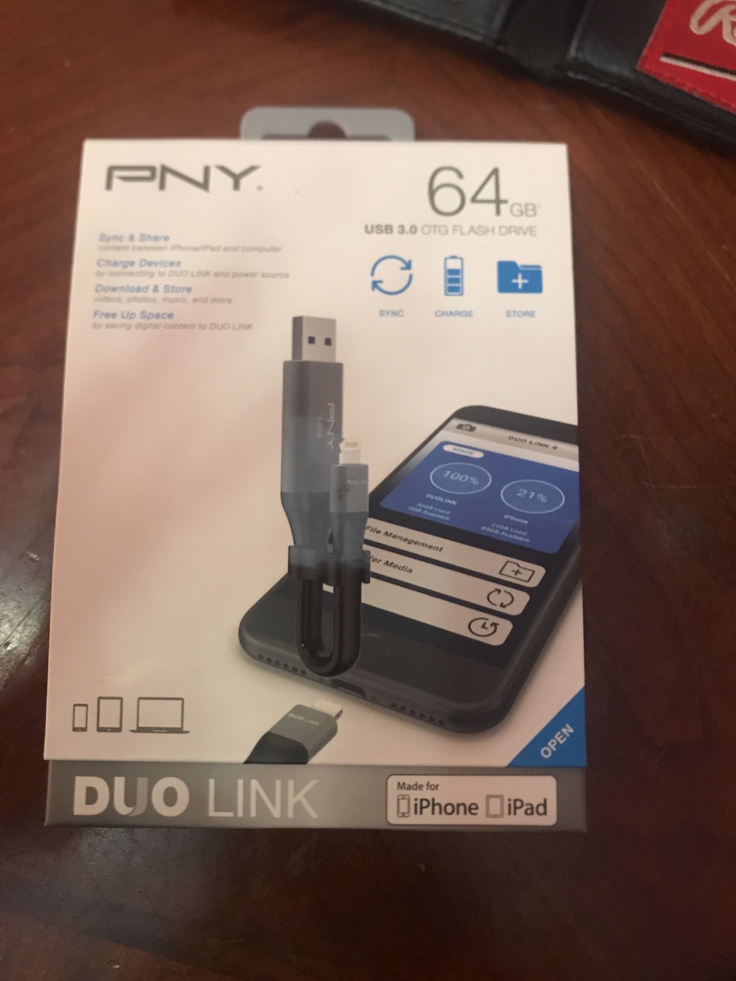 PNY 64gb usb flash drive for I phone and I pad 10 available