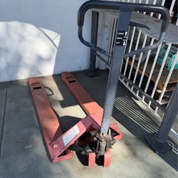 Pallet jack