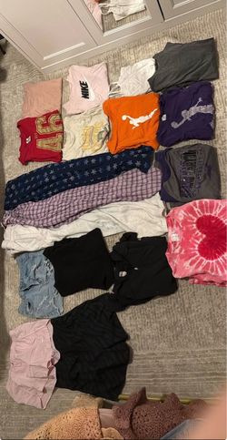 Girls/ women’s size clothing!