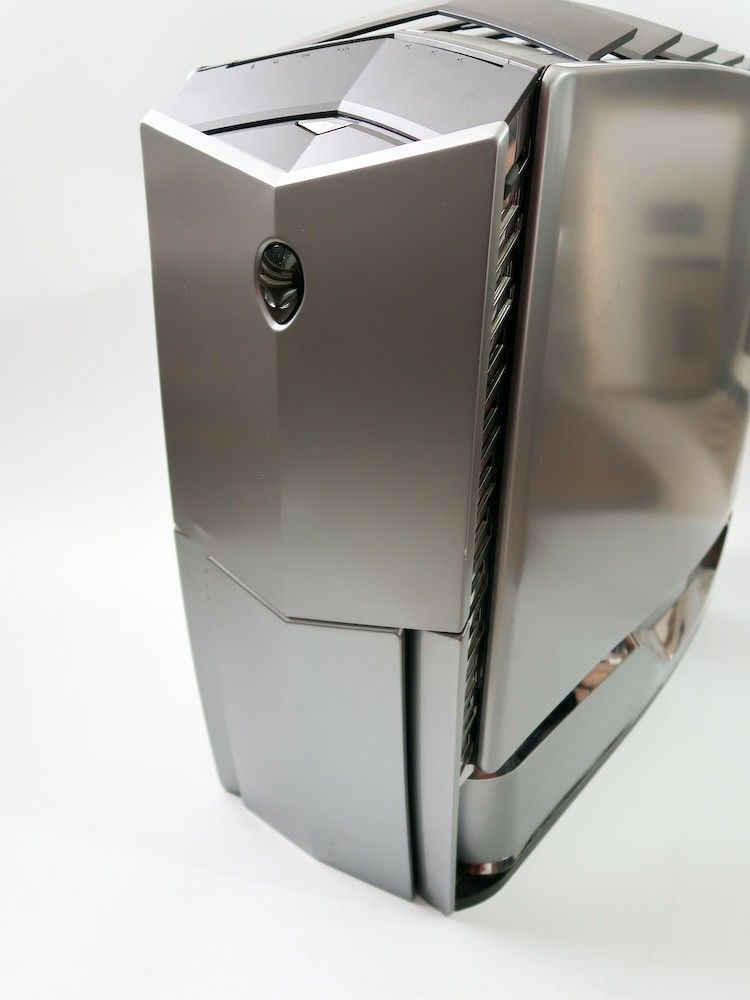 Dell ALIENWARE Area 51 D01X - Intel Core i7 -930GHz 6GB RAM