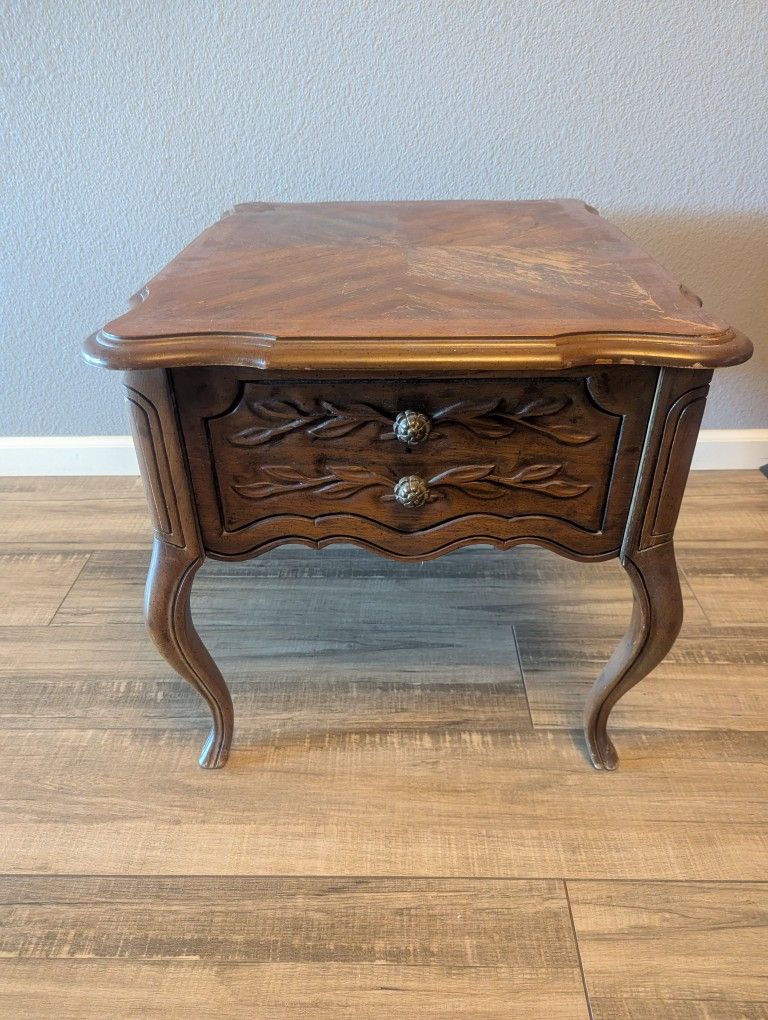 Wood End Table 