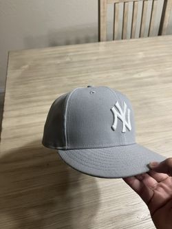 grey yankees hat fitted
