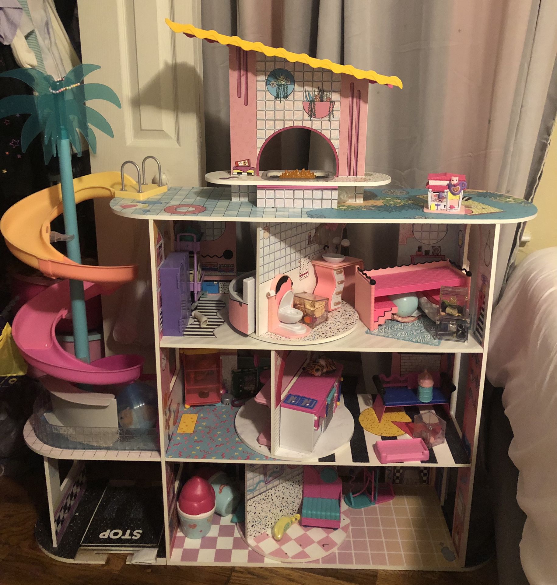 LOL Surprise OMG Doll Wood House 