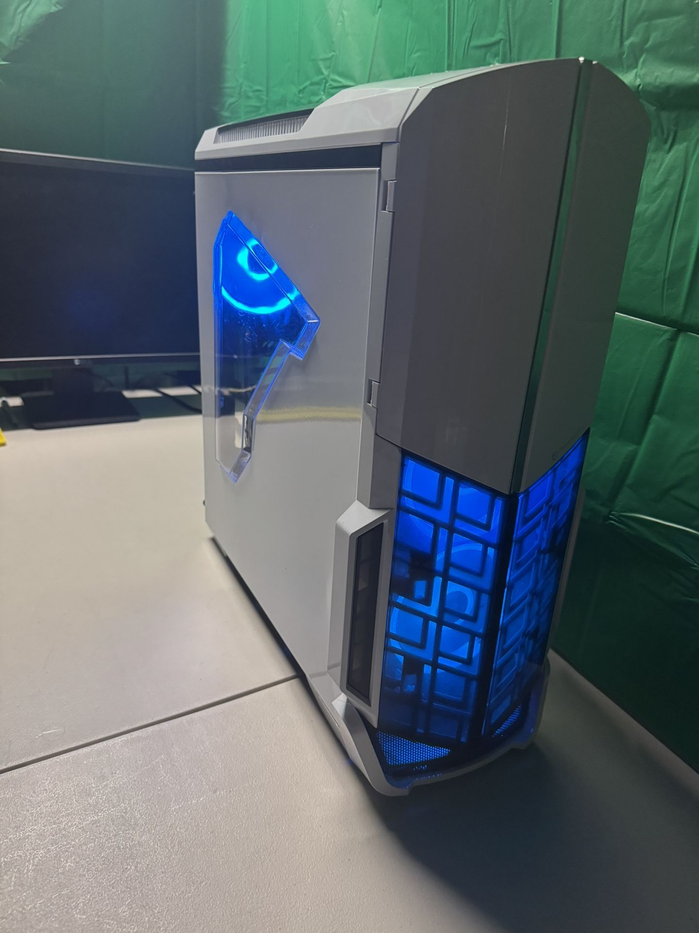 RGB Versa PC | Greencast Computer Services