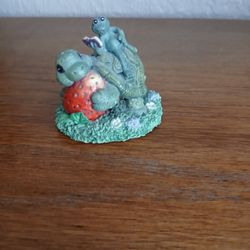 Turtle and frog figurine