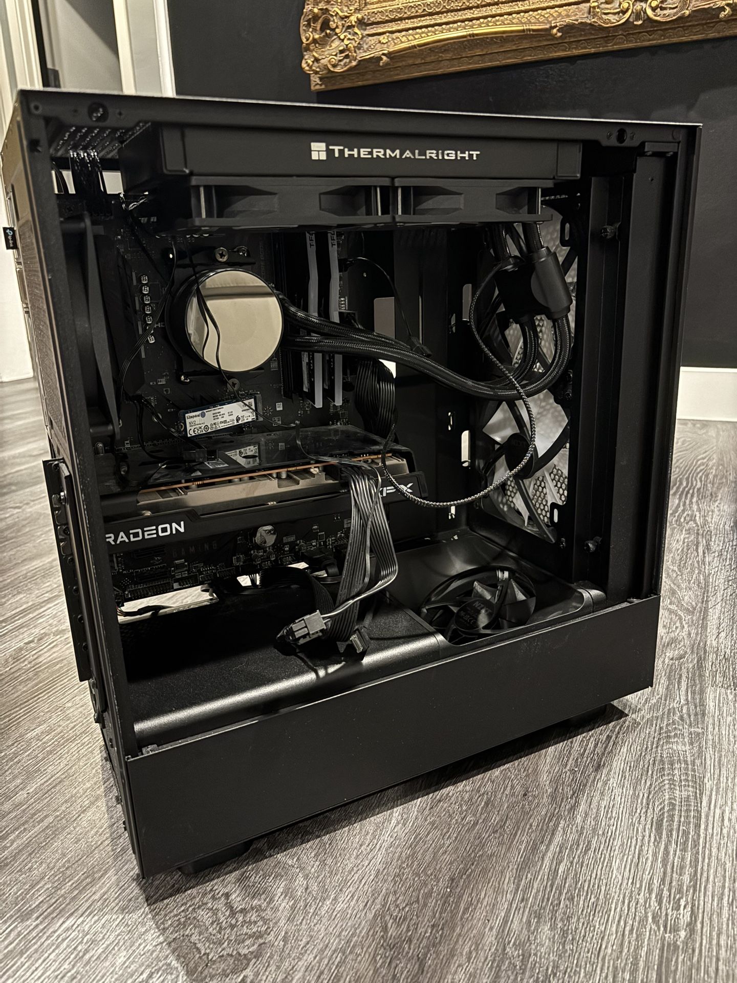 gaming pc (specs in photos) 