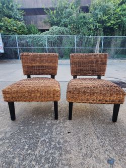 Pair of Natural Woven Seagrass Accent Chairs – Coastal / Boho Style