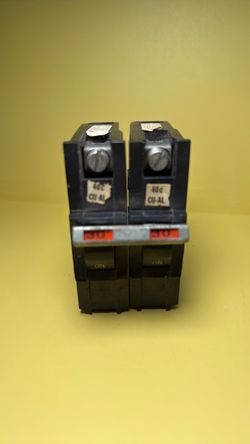 30 Amp Single Pole Circuit Breakers Pair