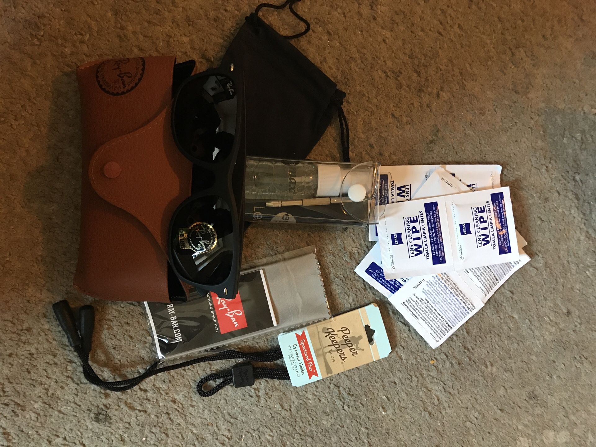 Ray•ban sunglasses and cleaning kit