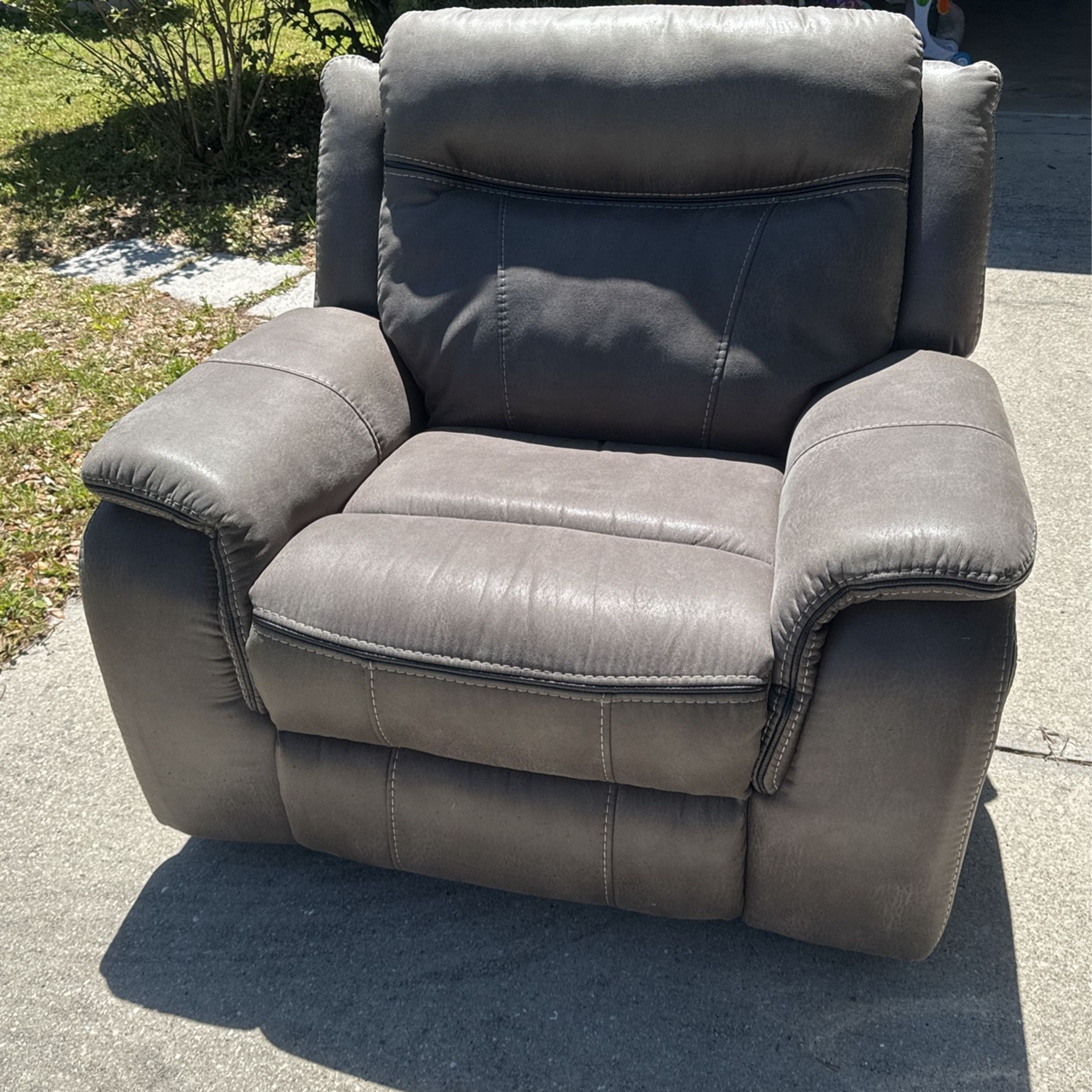 Recliner 