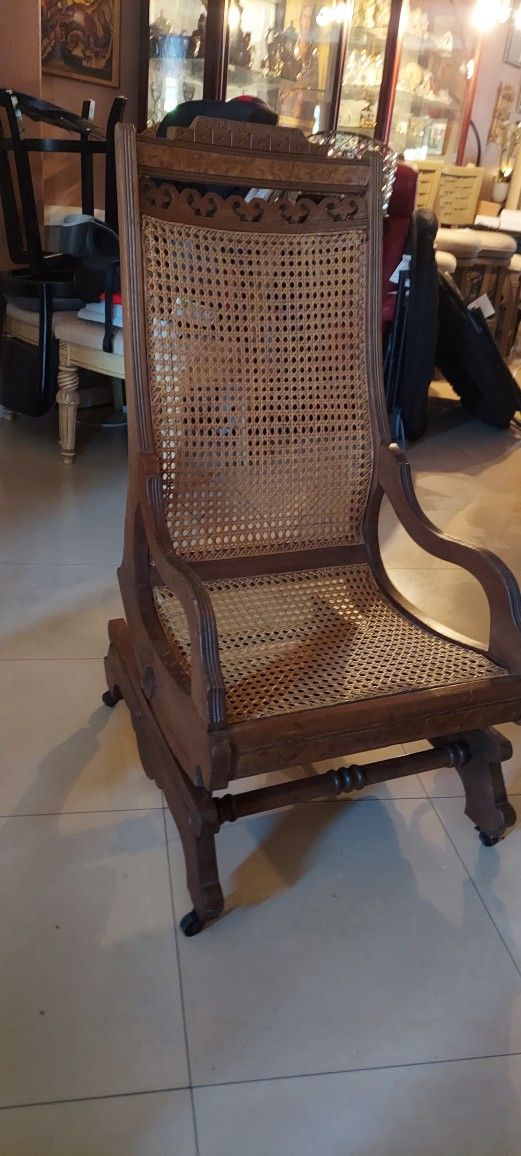 Vintage platform/pedestal rocker with Wheels $90