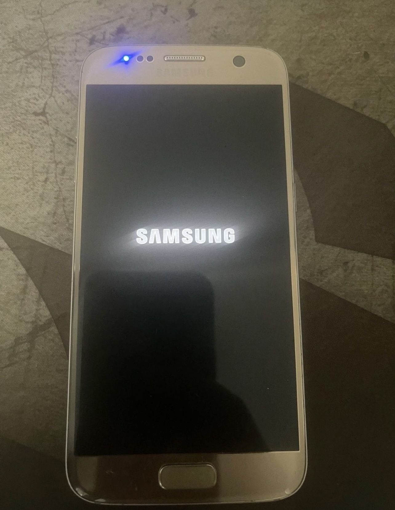 Samsung S7 -- best offer takes it!! π