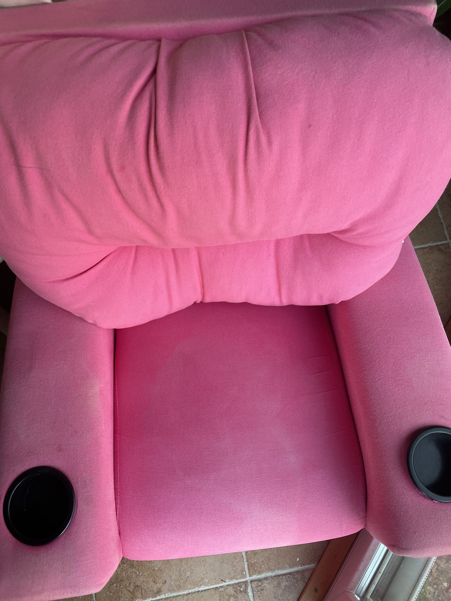 Toddler Pink Reclining Chair!!!