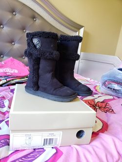 Mk boots for girls size 8