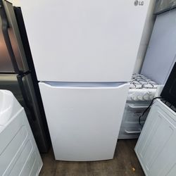 LG use white side 30 warranty  ready to deliver..$375..