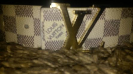 Louis vuitton belt real