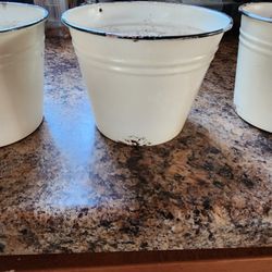 3 Indoor or Outdoor Plant Pots