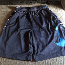 Nike Boys Dri-Fit Shorts Medium