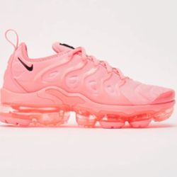 Nike Vapormax Plus Women’s Light Pink Brand New  Size 10 $180