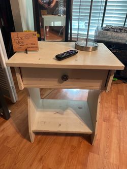 White Wood Nightstand with Drawer and Shelf
