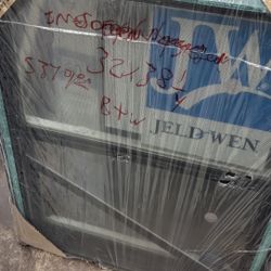 32x38-1/2 Black And White 