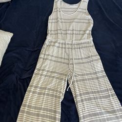 Sleeveless Jumper With Drawstring Waist And Pockets! 