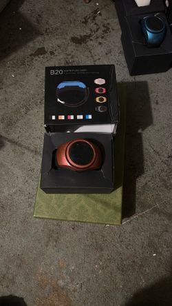 Red B20 Bluetooth Sports Music Watch HALF OFF BUNDLE HOLIDAY DEAL