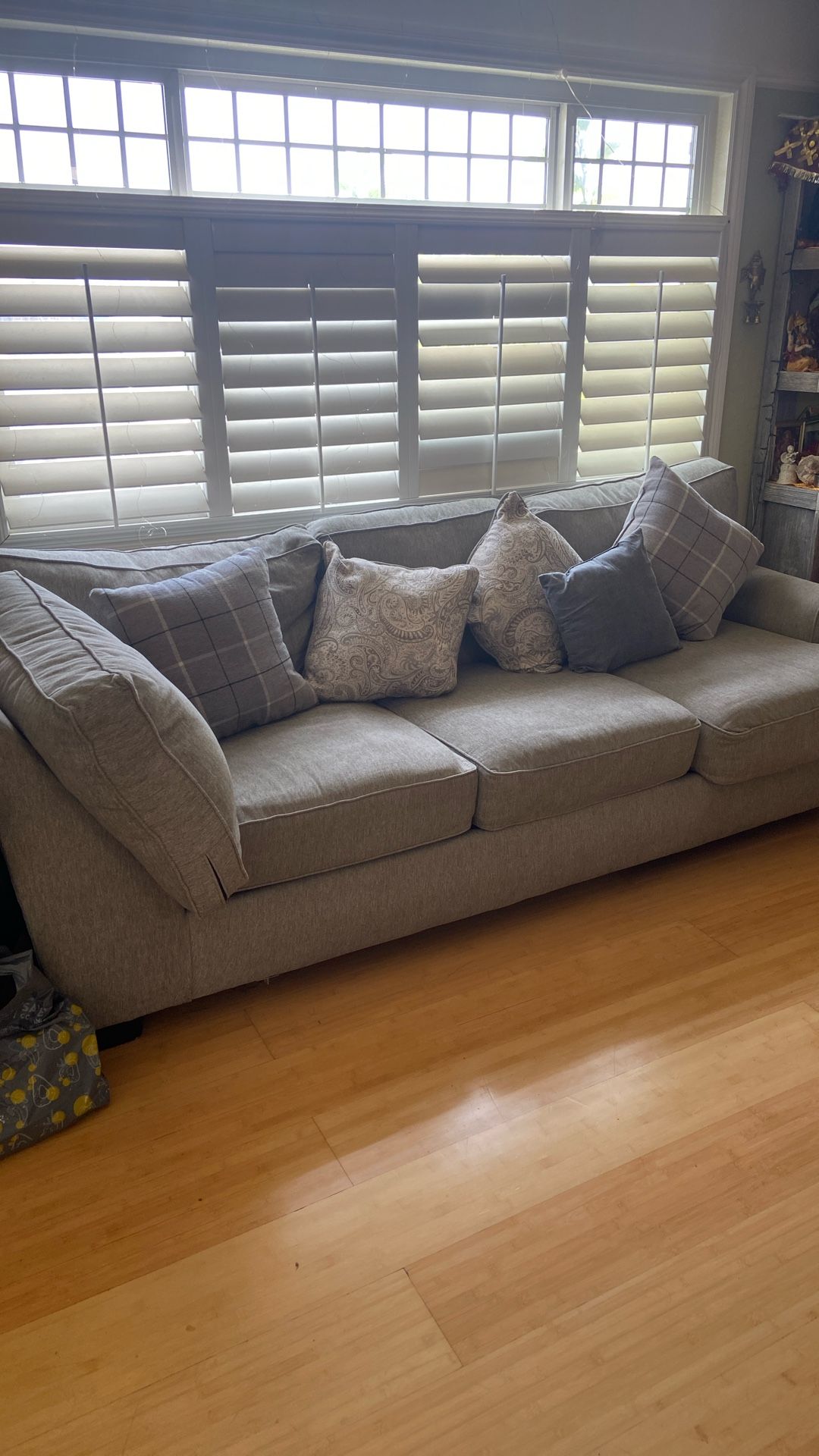 Single Couch Great Conditions