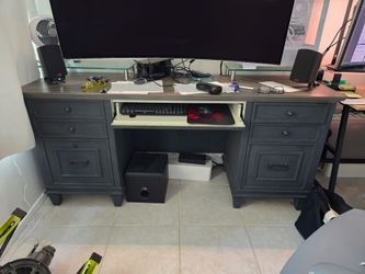 Office Desk