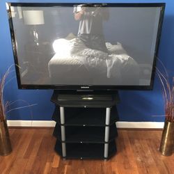 Samsung Flat Screen Television & ensemble 