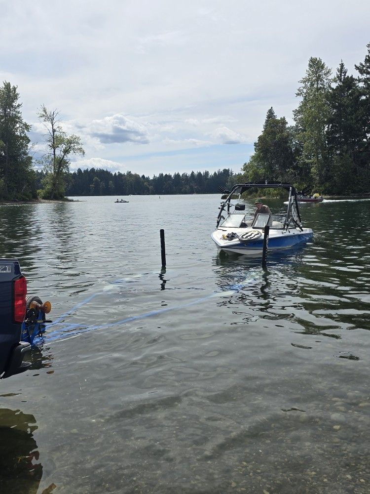 1998 Tige Precision Towboat