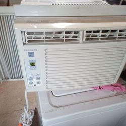 Window Air Conditioner 5000 BTU 